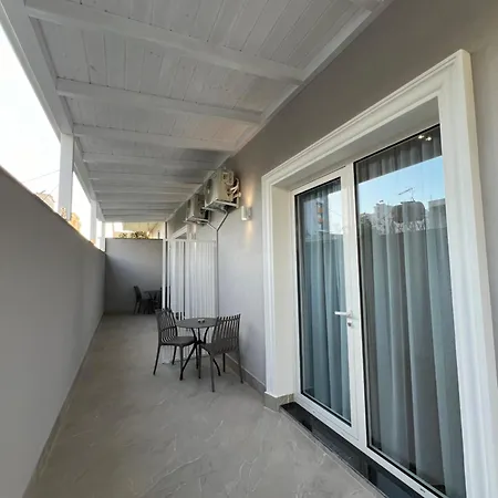Marina Luxury Iliria دراس